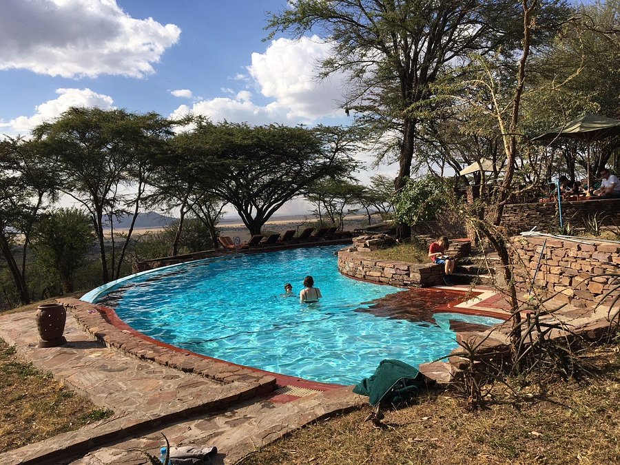 Serengeti Safari Lodge